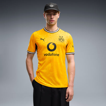 Maillot Borussia Dortmund 2026/27 domicile — porté