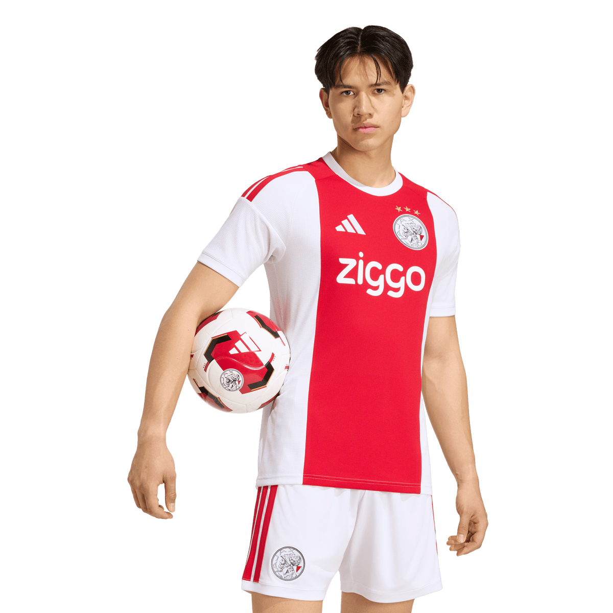 Maillot Ajax Amsterdam 2026/27 domicile — porté
