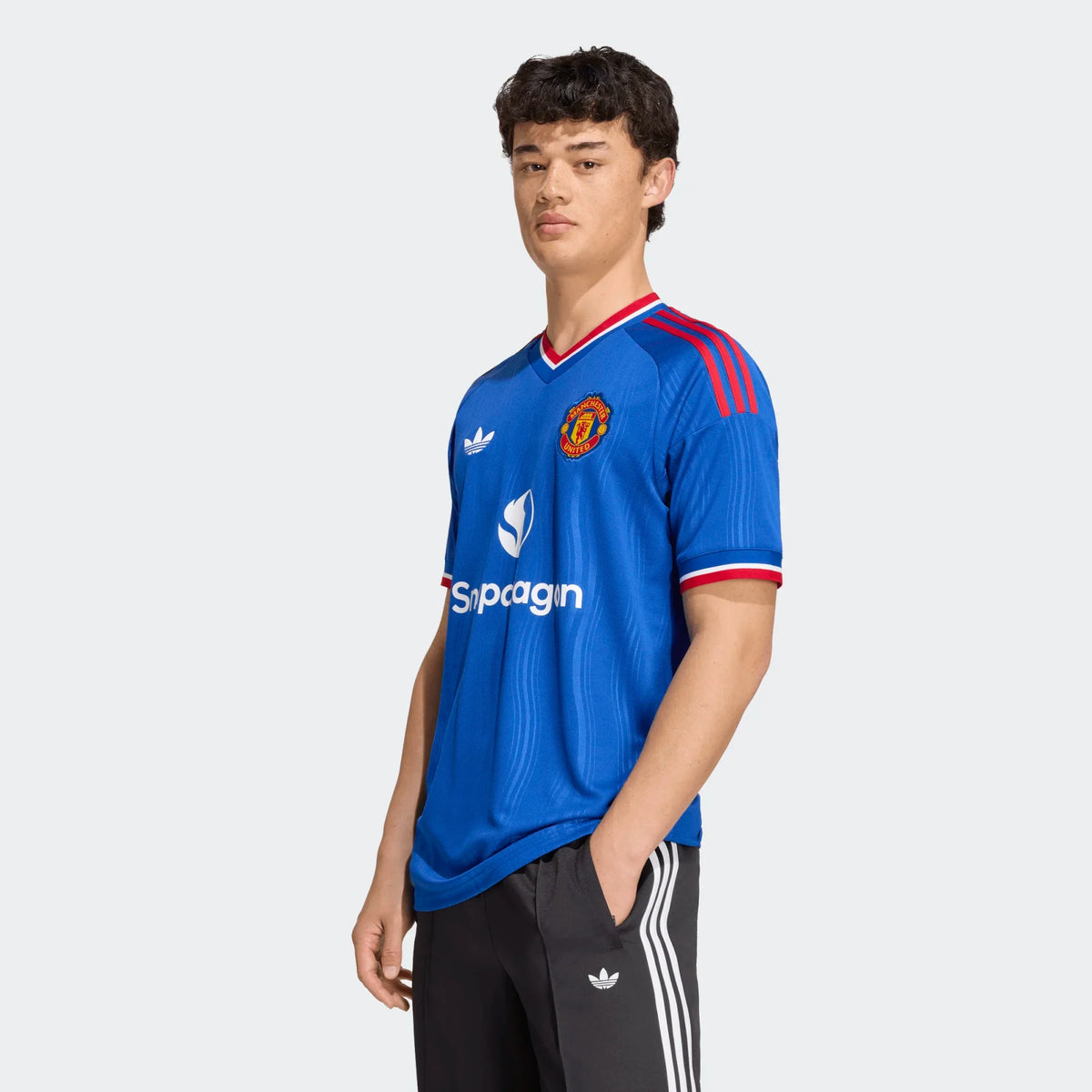 Maillot Manchester United 2026/27 extérieur — porté