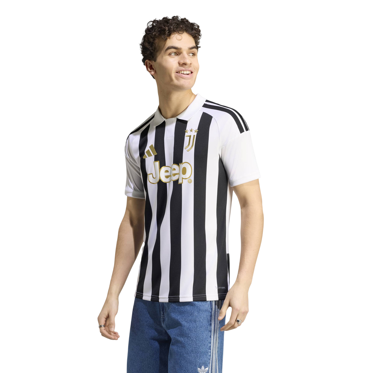 Maillot Juventus 2026/27 domicile — porté