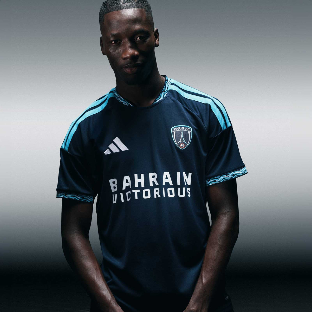 Maillot Paris FC 2026/27 domicile — porté