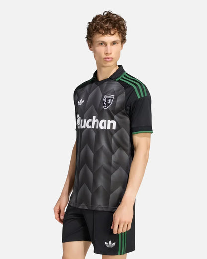 Maillot RC Lens 2026/27 extérieur — porté
