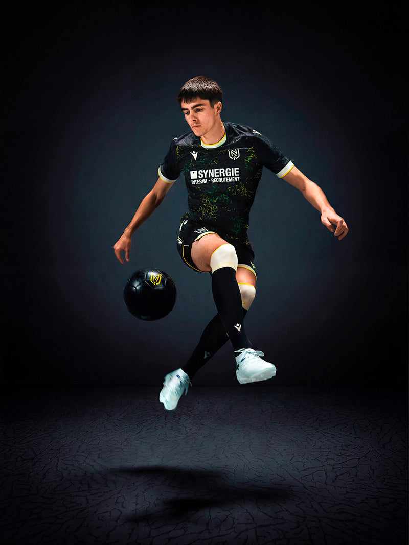 Maillot FC Nantes 2026/27 extérieur — porté