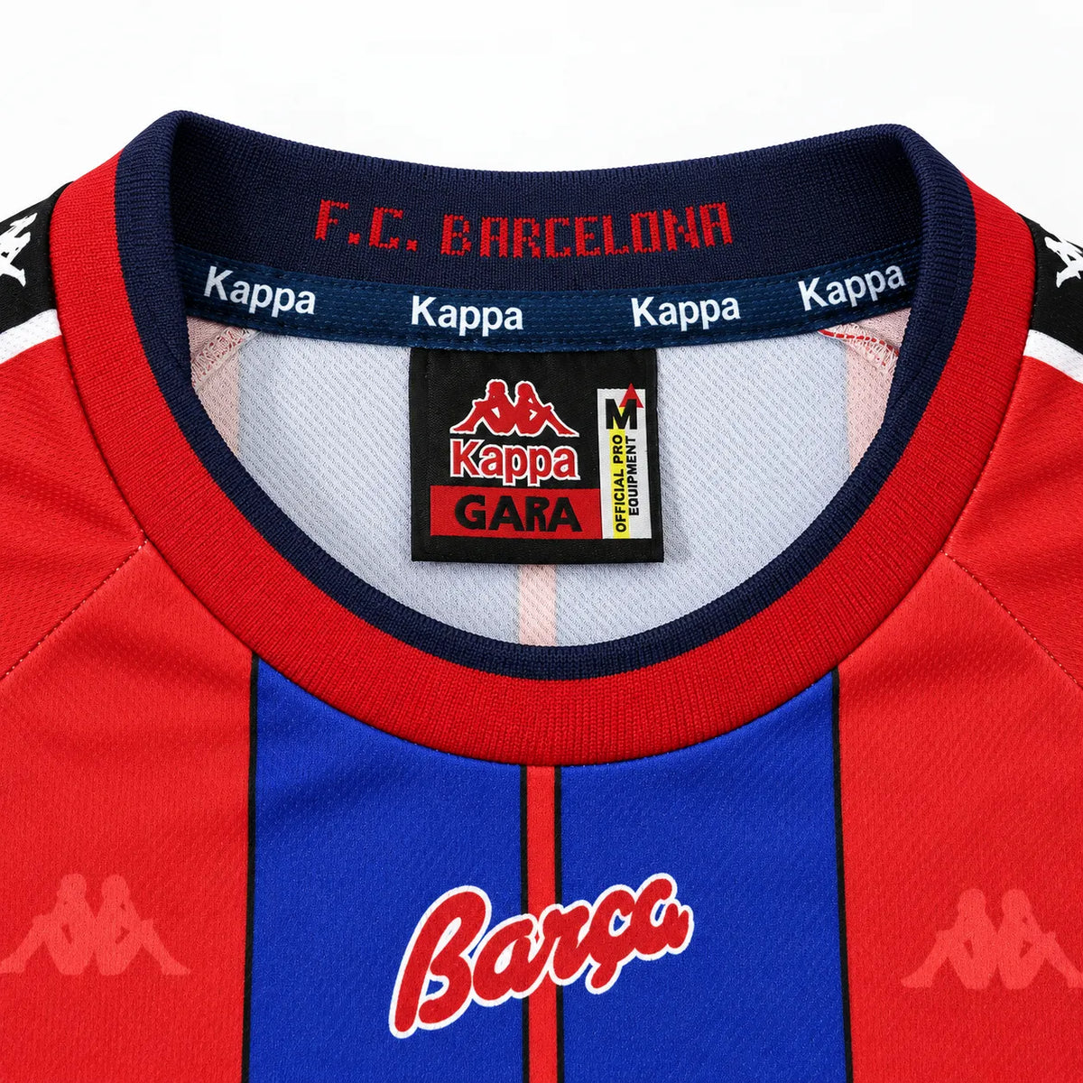 Col maillot Barça Kappa 1997/98, inscription F.C. Barcelona
