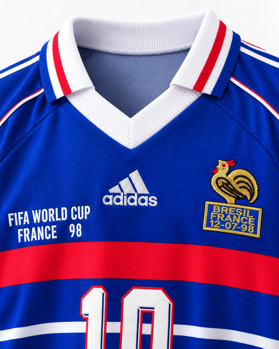 Détail du col, du numéro 10 et du marquage France Brésil du maillot France 1998