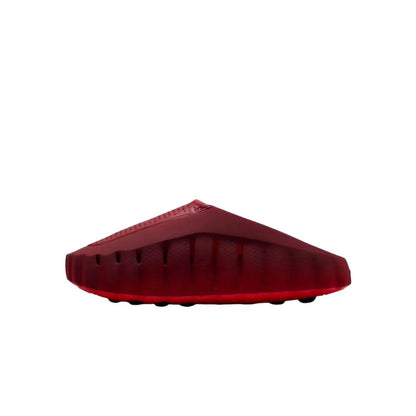 Nike Mind 001 Team Red – vue de l’autre profil